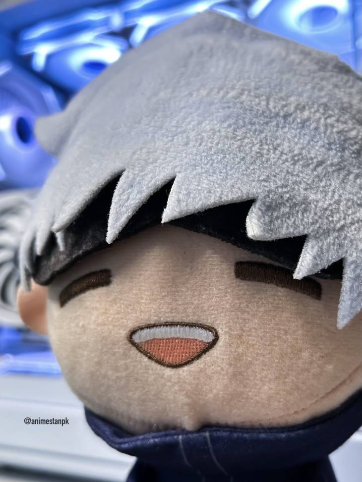 Banpresto Gojo Plush - Image 2
