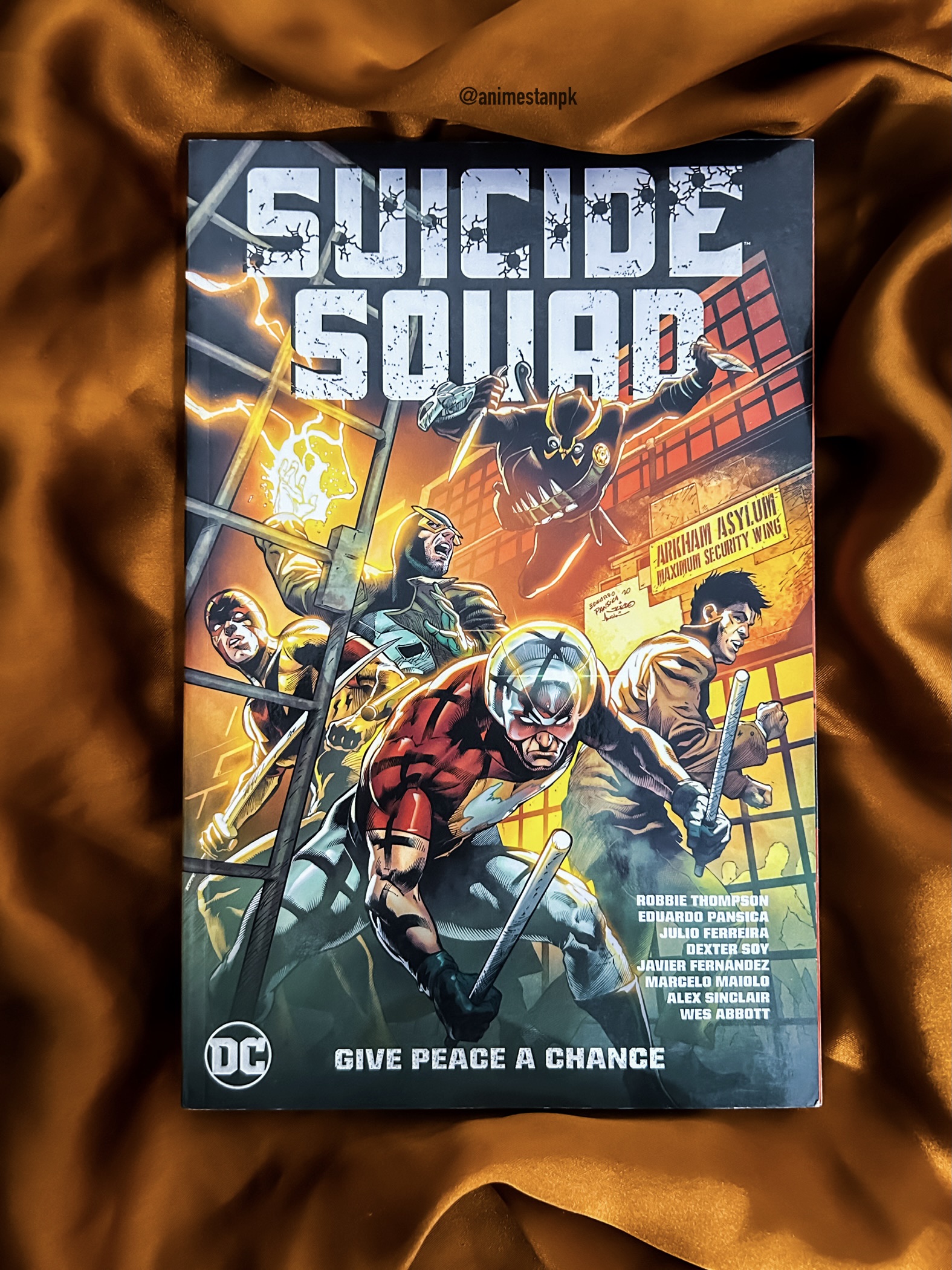 Suicide Squad Vol. 1: Give Peace a Chance