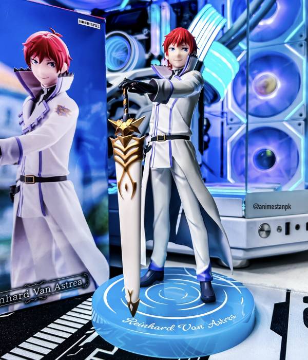 Gigo Reinhard Van Astrea